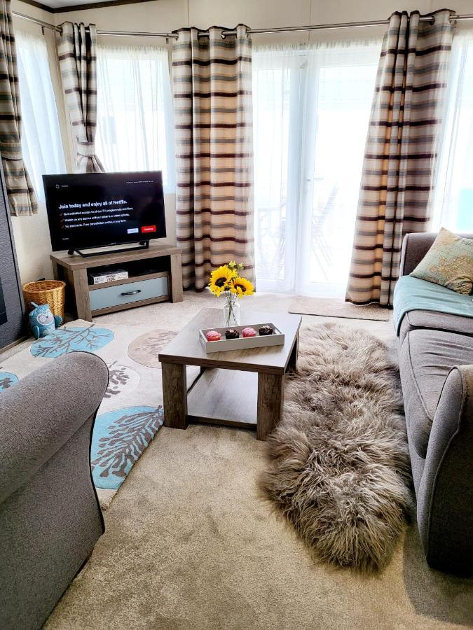 Downton  Luxury Woodland Retreat Holiday Home - Shorefield Country Park מראה חיצוני תמונה